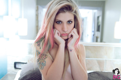 Sex idreamofsuicidegirls:  Clareon idreamofsuicidegirls.tumblr.com pictures