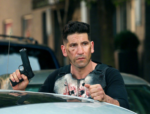 kteague:Jon Bernthal filming The Punisher Season 2 in Brooklyn on May 29, 2018