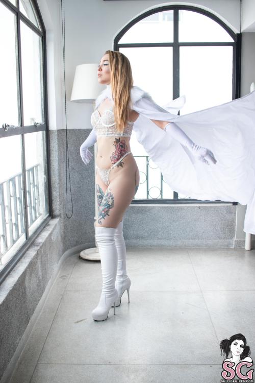 Thimeow - The White Queen of the Hellfire Club