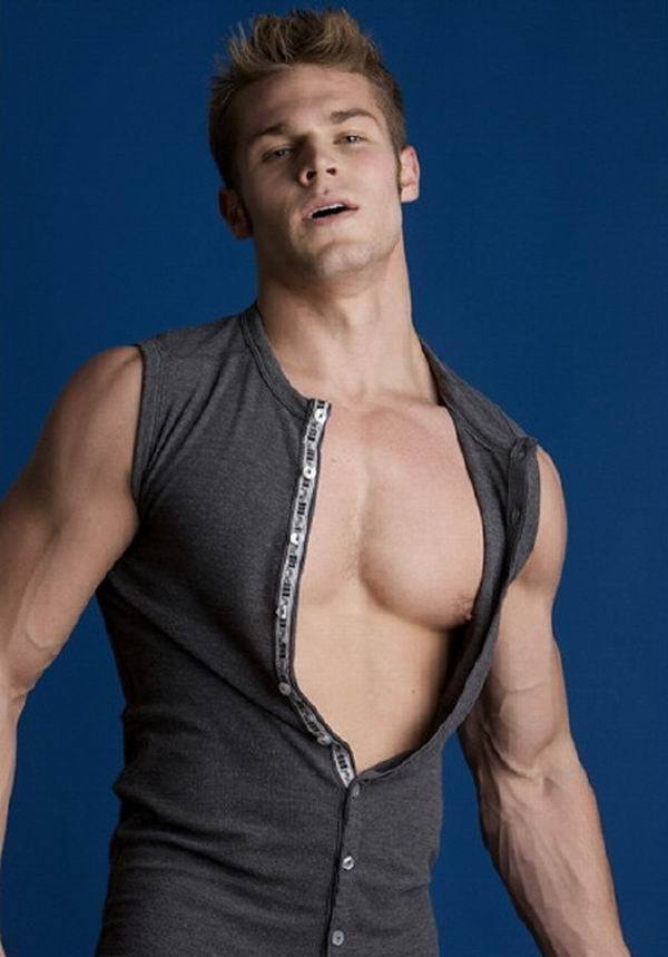 amanthing:  Visit amanthing Hunk Edition BlogWith 9 Different Categories of HOT MEN