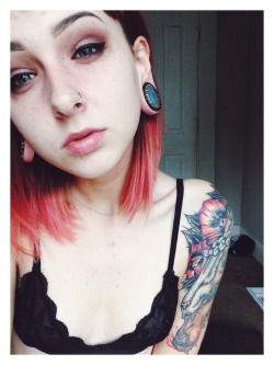 floral-flesh:  Good morning here is my face