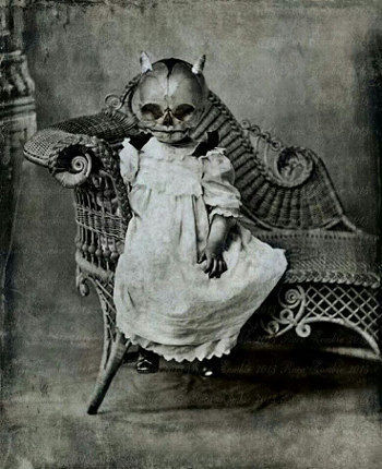 obsessedwithskulls:  Creepy skull baby!http://bit.ly/1OcPQnL