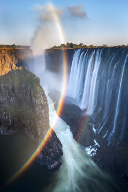 golden-cartel:  etherealvistas:  The Smoke That Thunders (Zambia) by   Ian Plant   Instagram-Tumblr