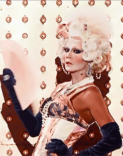 nanasekei:  drag race meme - eight outfits3/8 - Raja’s Marie Antoinette