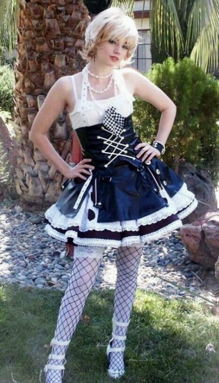 non nude crossdressers