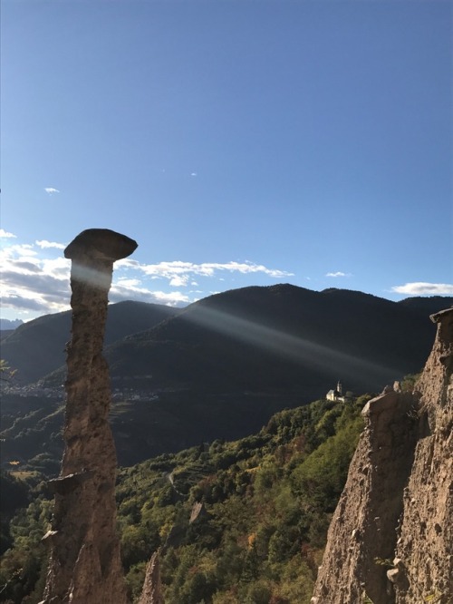 uncommonsights:The earth pyramids of Segonzano: the remains of a moraine deposit dating back to the 