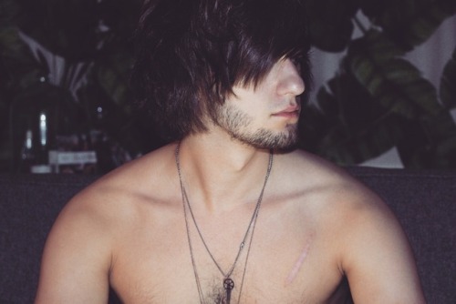 misteridiot:  Getting high.  fuuuuuuuuuuck me
