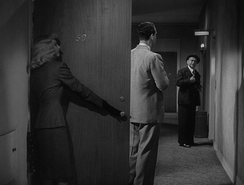  Double Indemnity – (1944) dir. Billy Wilder 