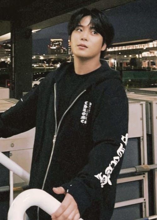Camera Roll Of Bf!jongho Pt. 2
