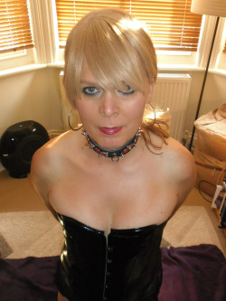 britishsissyexposer:  Sasha the shemale slut from Britain, loves exposure and acts like such a good horny slut when she knows her images are being exposed 