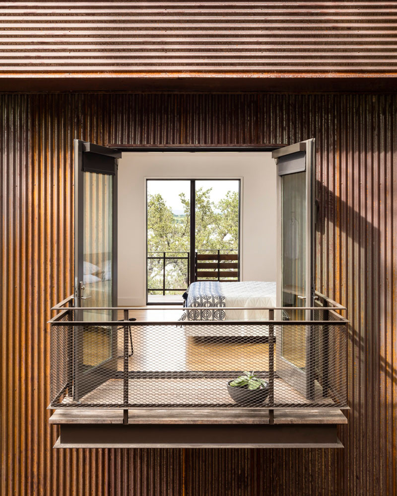 designismymuse:  Texas Home on a Lake Architects-  Lake|Flato ArchitectsLocation-