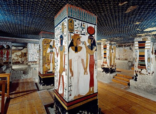 edwardslovelyelizabeth:Interior of the vestibule within the tomb of Queen Nefertari. Her tomb is loc