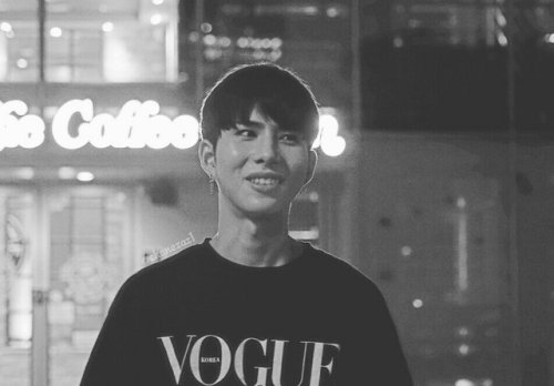 aceandchoices:샤네즈 | don’t edit, don’t crop the logo.