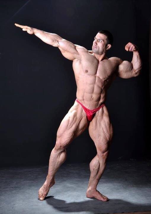 bodybuildermusclecentral:  bodybuildermusclecentral
