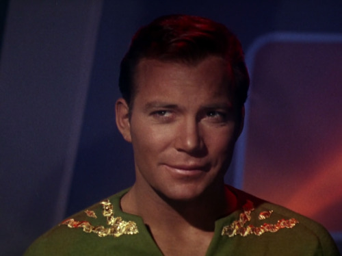 locutie-of-borg:plaidshirtjimkirk: a compilation of Jim smiling at Spock the male gayze