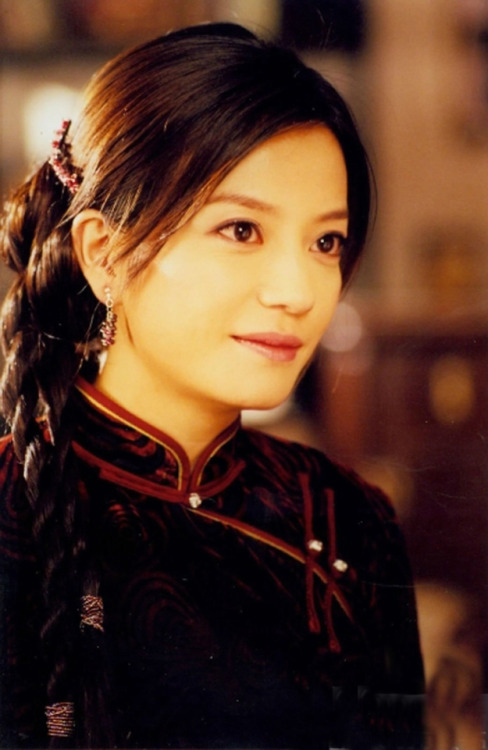 Zhao Wei is a Chinese actress and singer who is widely considered to be one of the most beautiful ac