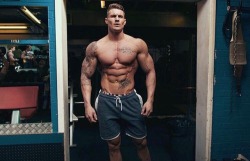 fitmen1:  Ross Dickerson