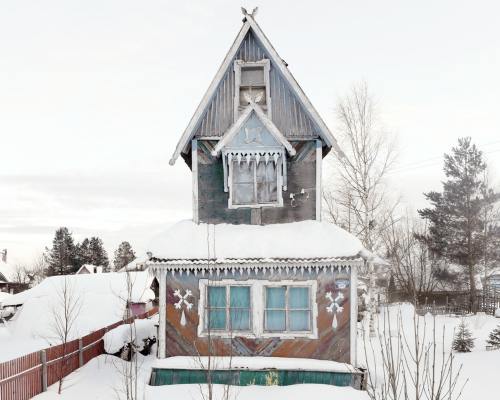 gagarin-smiles-anyway: Russian dachas by Fyodor Savintsev