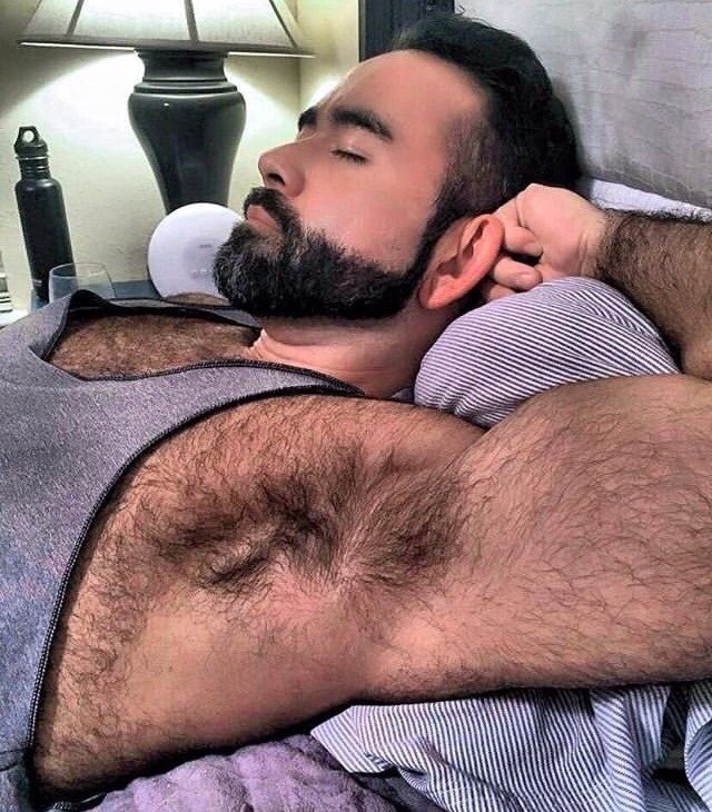 🐻Luv the FUR🐻 Hairy Bearded men. No Twinks