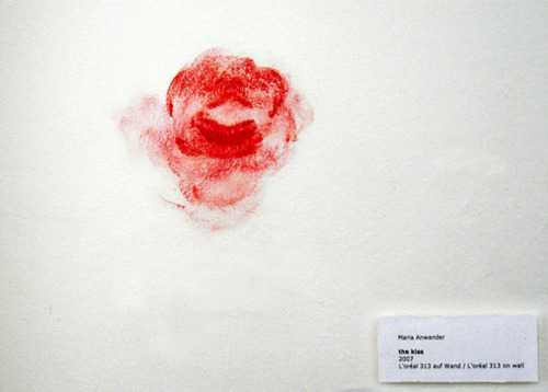 wetheurban:  ART: The Kiss by Maria Anwander “The Kiss was given to the MoMA as a donation without asking for permission. I entered the museum as a regular visitor and gave an intense French kiss to the wall.” Read More 