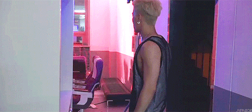 kahnmengryo: jypnior: “Do I look good?” yes you do bae ;) 