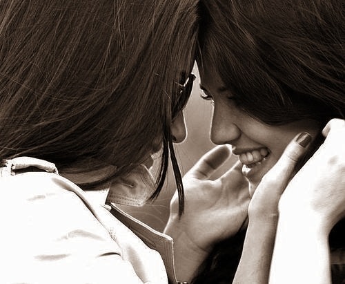 peqena-viajante:  Só eu sei, o quanto eu te amo e te quero bem. >< -mô <3
