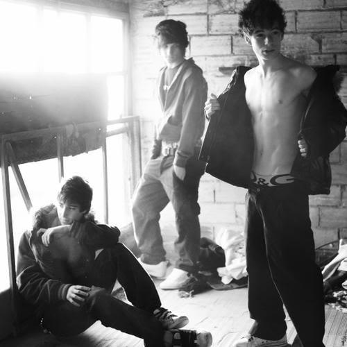 ofmiceandmenessay:Ph. Miguel Angel
