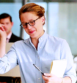 aledanvers:   Kara “adorable puppy” Danvers: 11/?