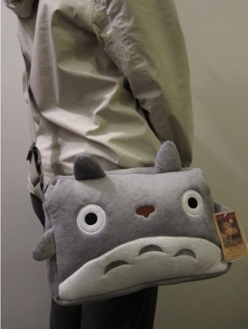 wickedclothes:  My Neighbor Totoro Messenger Bag This plush bag comes with an adjustable