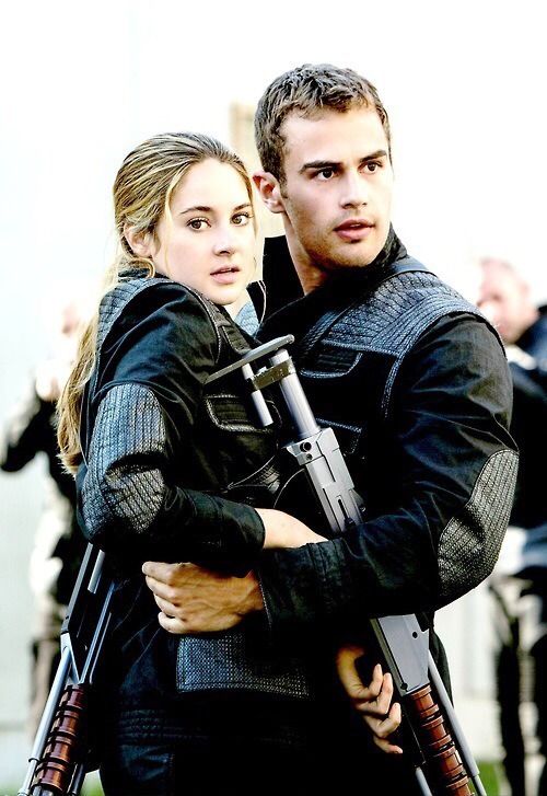 Porn photo floydertime:  Divergente <3