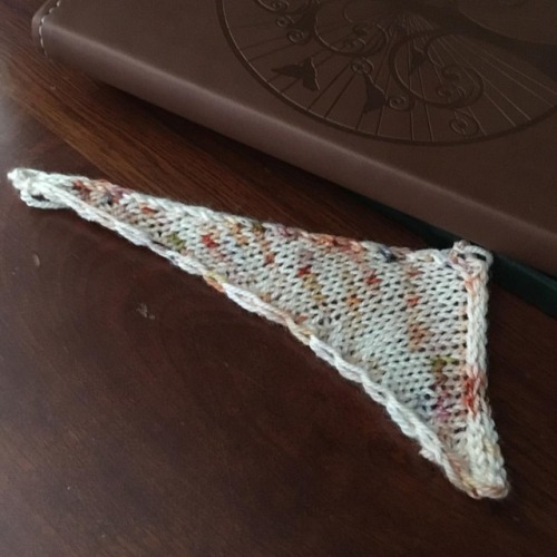 Day 3 of #5shawls5days is the asymmetrical shawl.#knitting #knittersofinstagram #fiberart #knittin