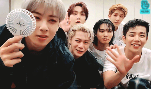sefuns:  “Congrats Congrats” V Live in celebration of #ONE1stWin 🎉
