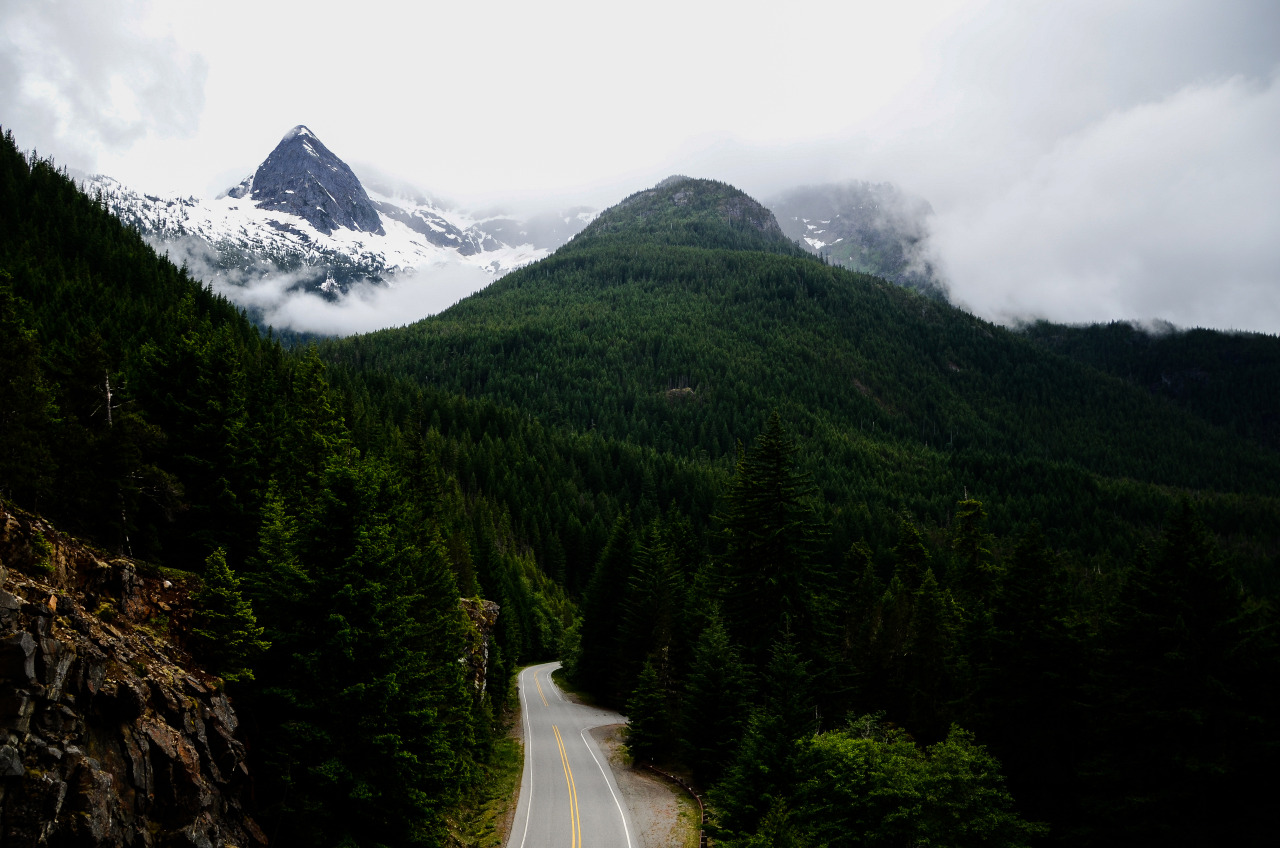 michaellamartin:  Random Road Trips: A Day In the North Cascades.(Photographer - Michael