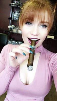 CIGAR Capnolagnia Female Smoking Fetish (NSFW