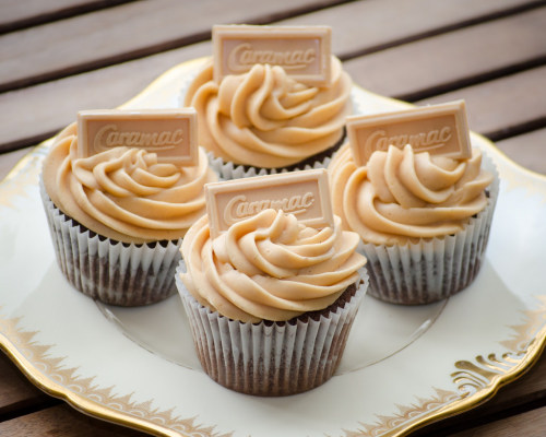 delectabledelight: Caramac Cupcakes. (by Patchouli Memories)