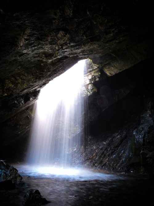 z-photographyadventures:Cold Winter Waterfall.