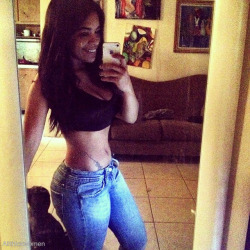 allthickwomen:  Laurenee