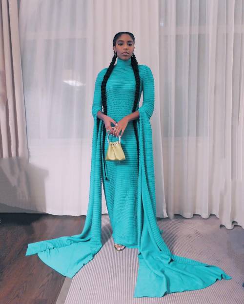 Jessica Williams in Marc Jacobs dressed for the Beijing premiere for Fantastic Beasts: The Secrets o