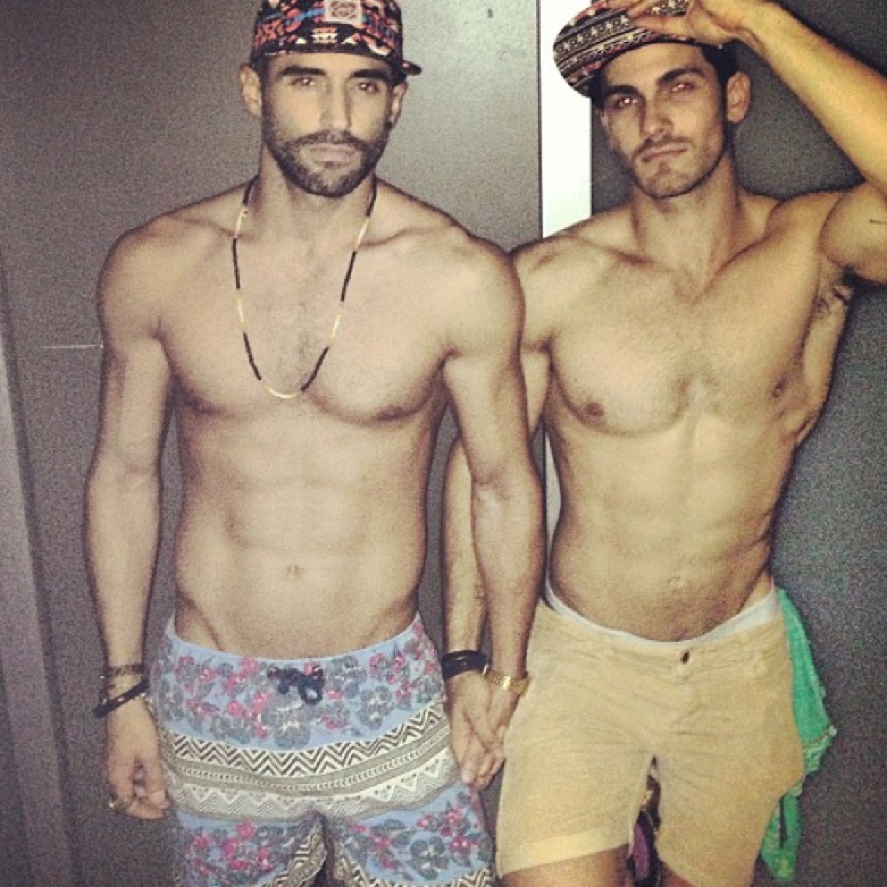 bruhcanluvbruh:  bruhcanluvbruh.tumblr.com