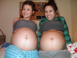 pregnantnude:  Pregnant NudesWe met at a
