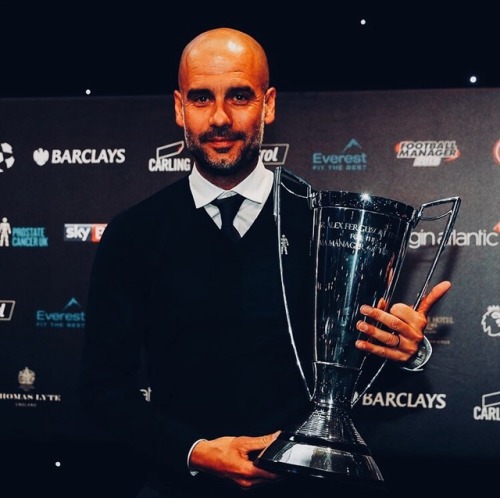 mancityphotos: Pep Guardiola Sir Alex Ferguson LMA Manager of the Year 2017/18 Premier League Manage