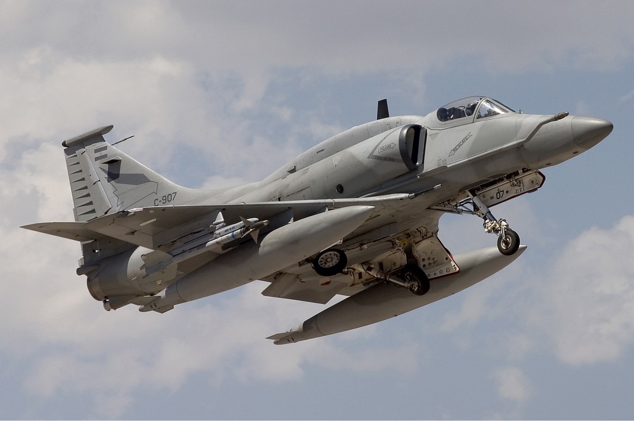 rocketumbl:  A-4AR Fightinghawk