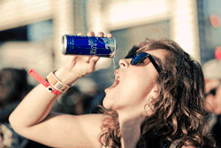 redbull:  Recharge for the weekend. #ilikeBLUE