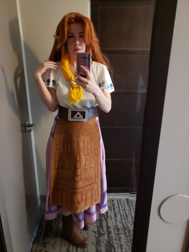 I never shared my Malon, so here she is!

Added a lace front to this wig. Belt is EVA with magnets. Skirt is wool and apron 