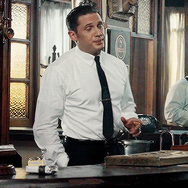 kinghardy:  Tom Hardy as ‘Reggie’ in Legend (2015)