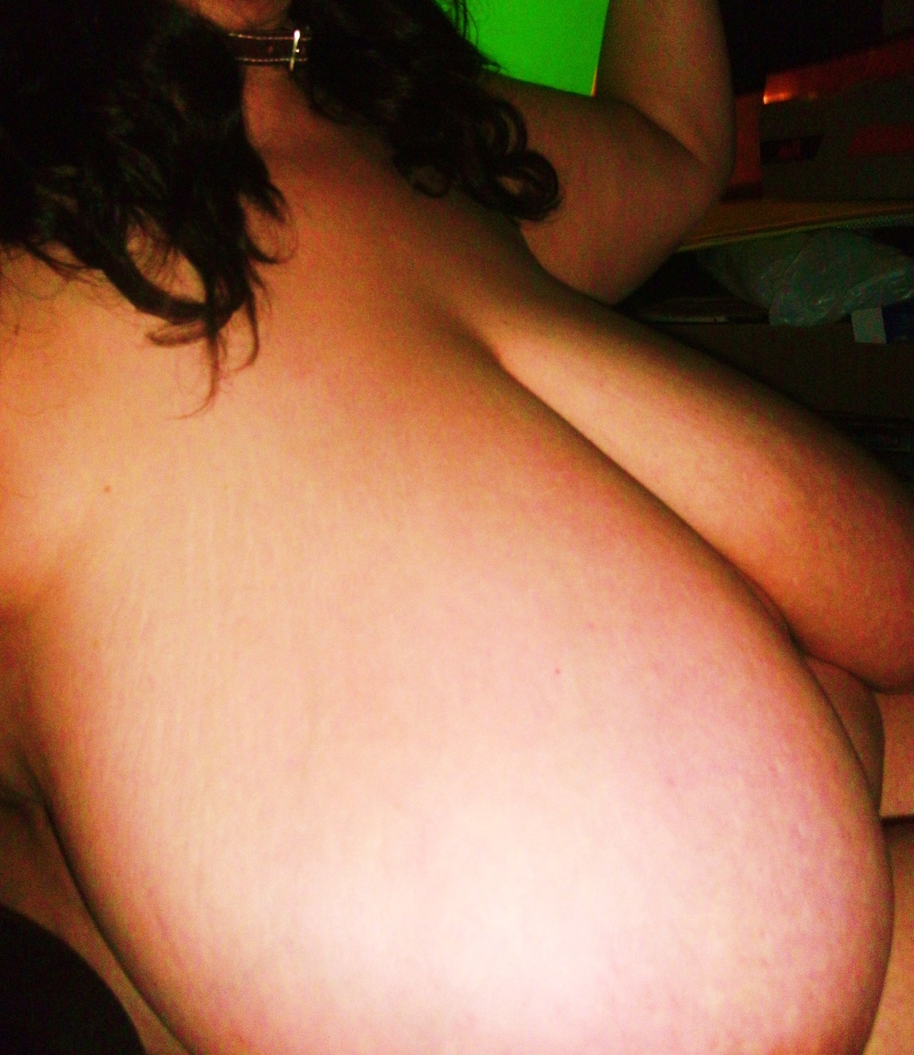 mylonelybreasts:  boobs? what boobs 