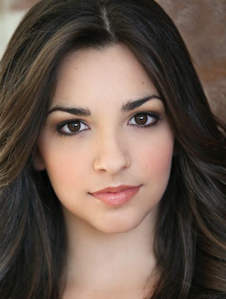 Isabelle (22 Photo)