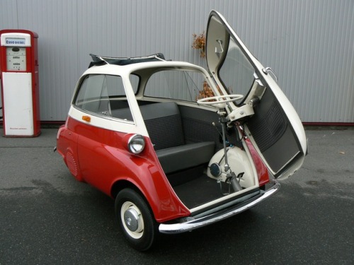 vintagegeekculture: The isetta, an Italian-made micro-car sold in many European countries that is be