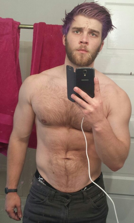 cuddlyuk-gay:   I generally reblog pics of guys with varying degrees of hair, if you want to check o