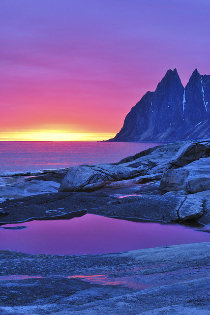 sapphire1707:Senja11 - Solnedgang ved Okshornan by ohagerup on Flickr.